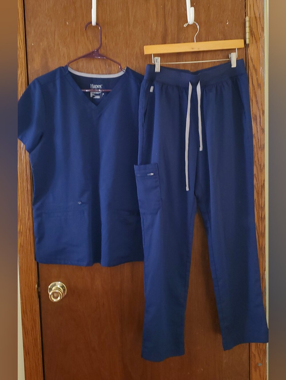 Hanes Women's Navy V-Neck Scrub Top & Pants Set Size Large